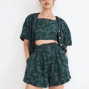 Linen-Blend Pull-On Paperbag Shorts in Tropicale Floral